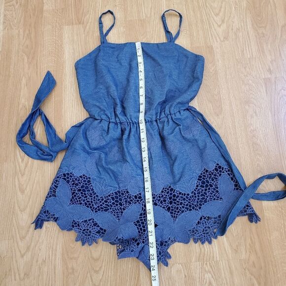Alice + Olivia Rosetta Chambray Butterfly Applique Romper size 0 - Picture 11 of 16